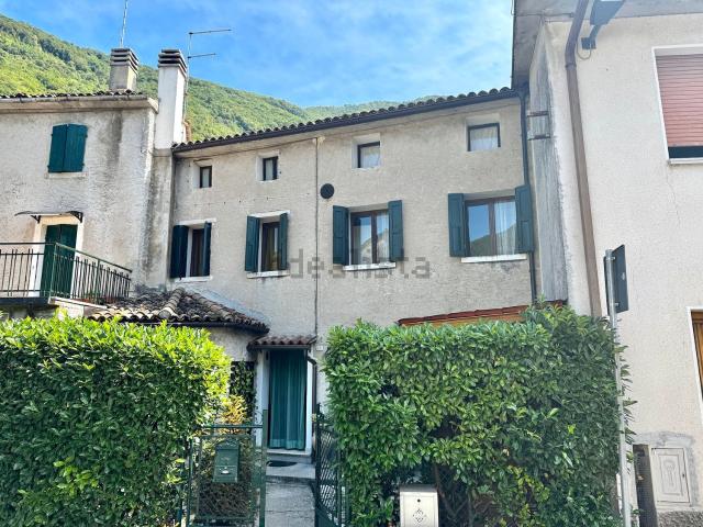 Casa in vendita a Vas, Veneto