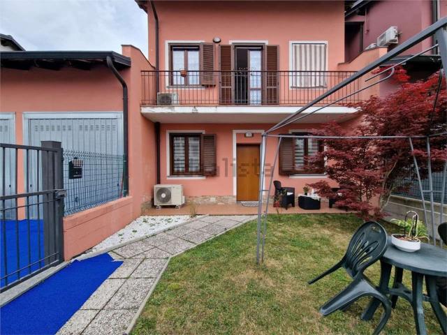 Casa in vendita a Piemonte, Novara