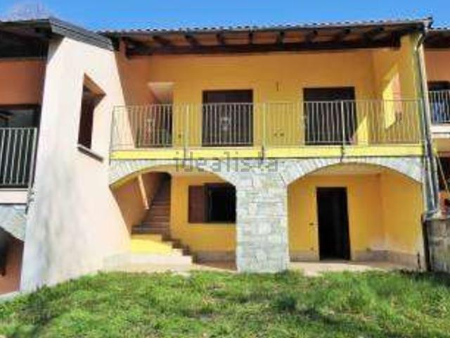 Casa in vendita a Fosseno, Nebbiuno