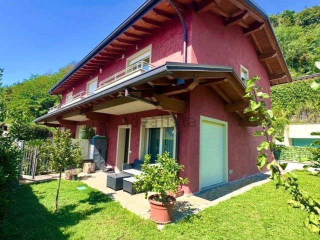 Casa in vendita a Rossée, Colverde