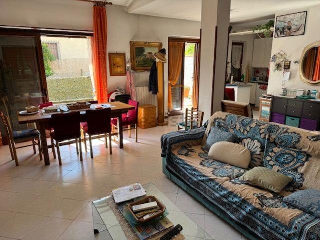 Casa in vendita a Marina Di Massa, Toscana