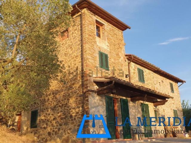 Casa in vendita a Porciano, Lamporecchio
