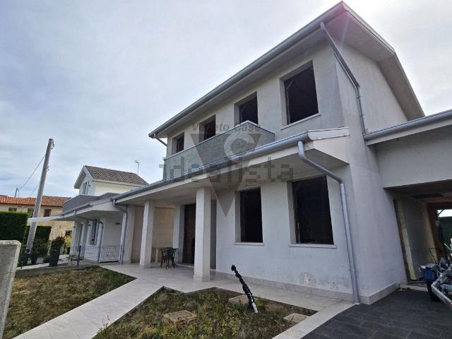 Casa in vendita a Campagna Lupia, Veneto