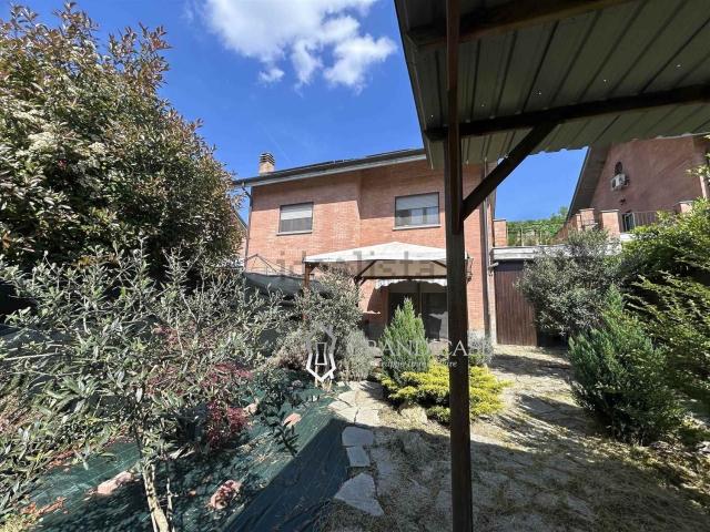 Casa in vendita a Piemonte, Torino