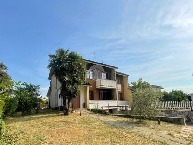 Casa in vendita a Boffalora sopra Ticino, Milano