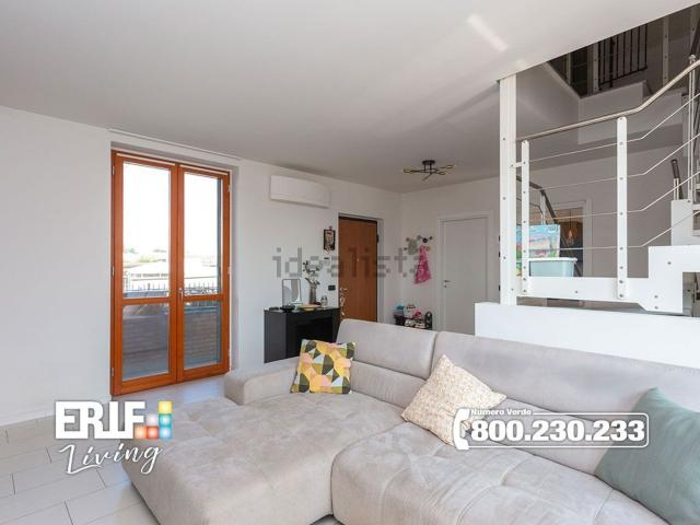 Casa in vendita a Casorezzo, Lombardia