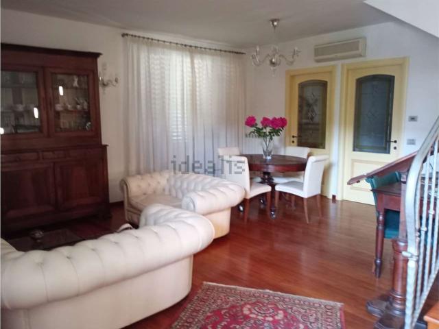 Casa in vendita a Marche, Macerata