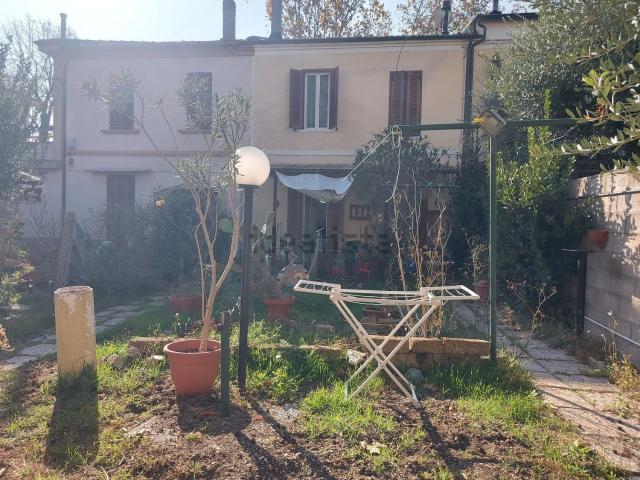 Casa in vendita a Marche, Pesaro E Urbino