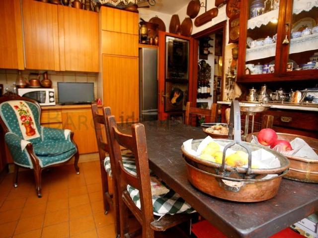 Casa in vendita a Cervara, Marina Di Massa