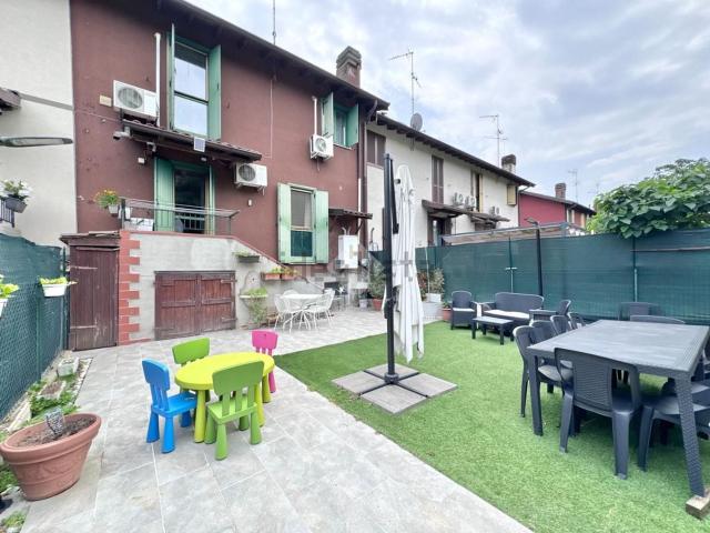 Casa in vendita a Unione dei Comuni I Fontanili, Casarile
