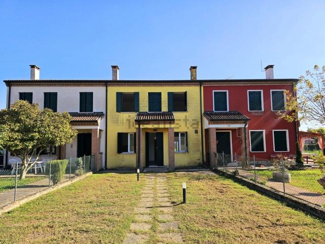 Casa in vendita a Borgo Veneto, Megliadino San Fidenzio