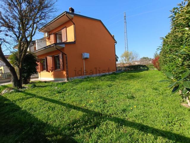 Casa in vendita a Pozzaglio, Lombardia