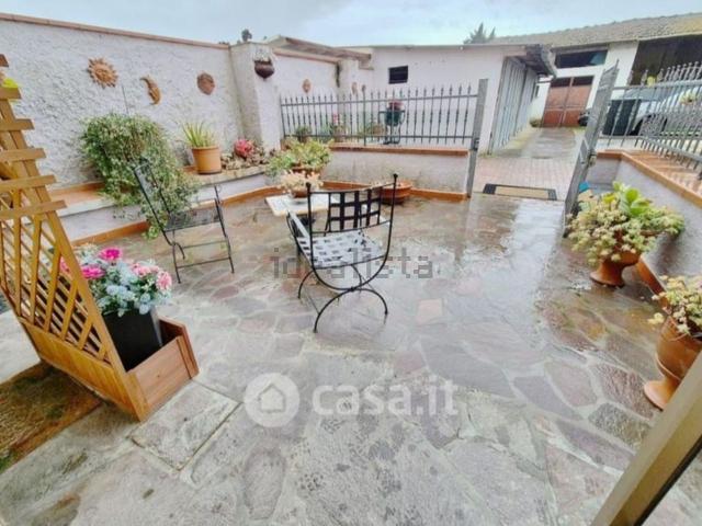 Casa in vendita a Montione, Cascina