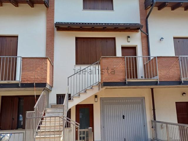 Casa in vendita a Mozzanica, Lombardia