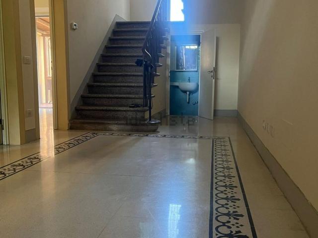 Casa in vendita a Ponsacco, Toscana
