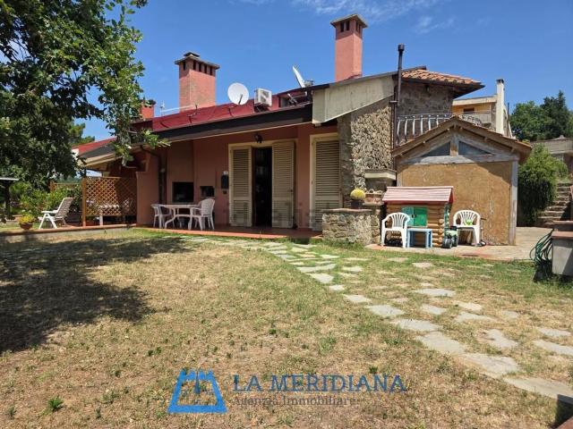 Casa in vendita a Porciano, Lamporecchio