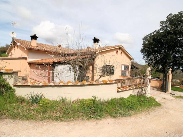 Casa in vendita a Roccastrada, Toscana