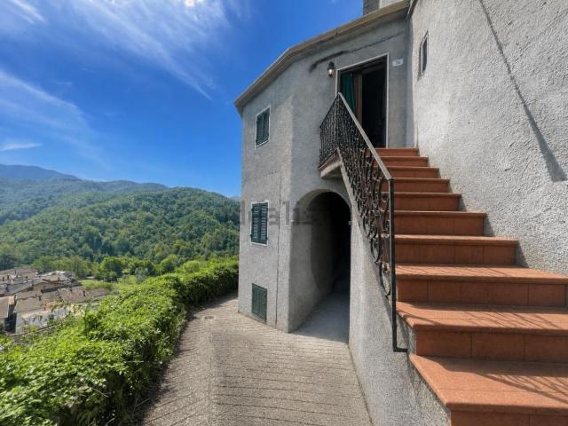 Casa in vendita a Unione di comuni Montana Lunigiana, Fivizzano