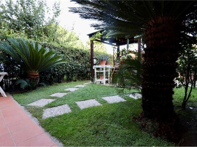 Casa in vendita a Zone, Capannori