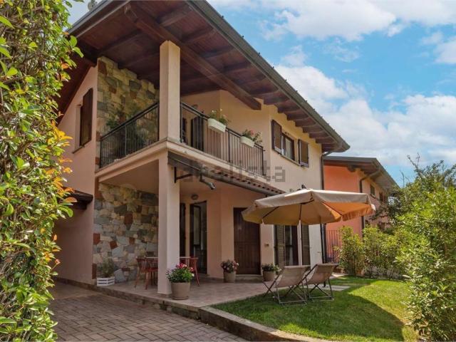 Casa in vendita a Unione dei comuni del Medio Verbano, Leggiuno