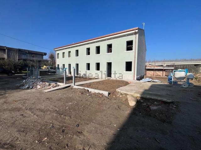 Casa in vendita a Legnago, Verona