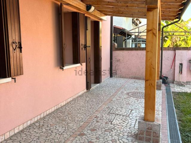 Casa in vendita a Monterosso, Gambarare