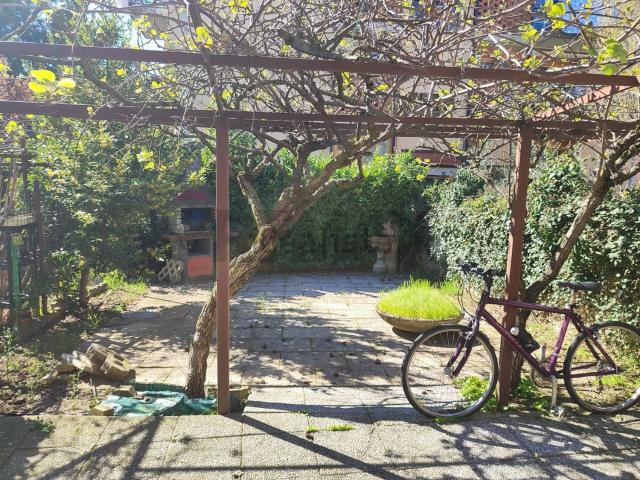 Casa in vendita a Pero, Lombardia