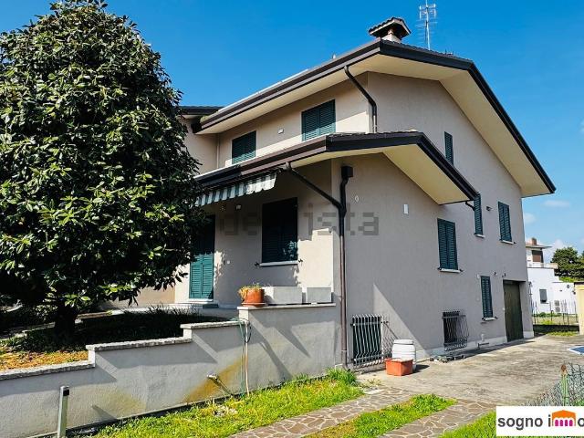 Casa in vendita a Castagnaro, Veneto