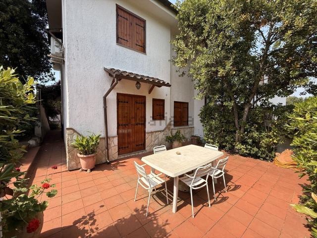 Casa in vendita a Salto di Fondi, Salto Di Fondi