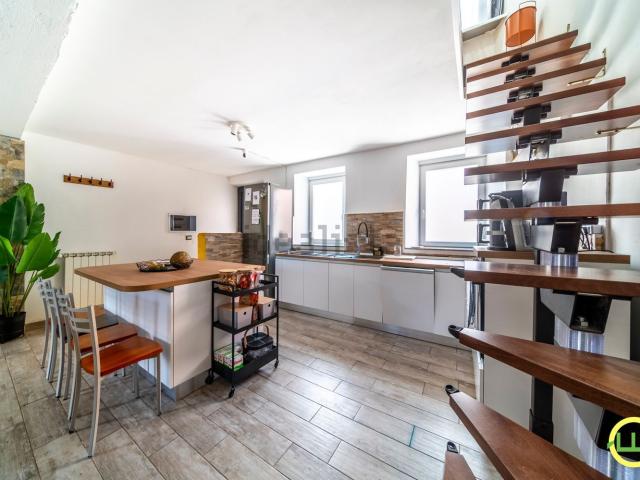 Casa in vendita a San Lorenzo Isontino / San Lurinç Lisuntin, Gorizia / Gurize / Gorica