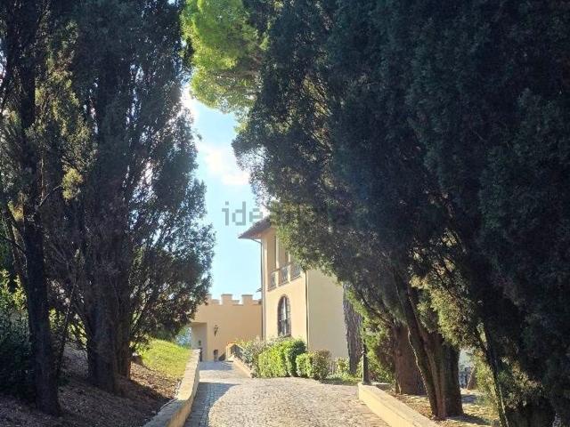 Casa in vendita a Seano, Carmignano