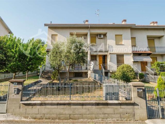Casa in vendita a Trollo, Medesano