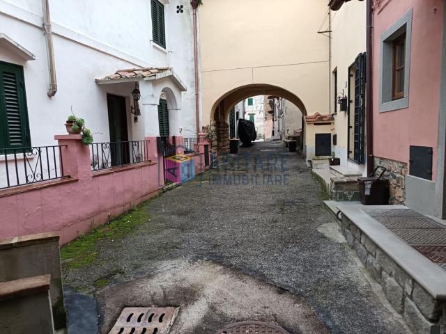 Casa in vendita a Rosignano Marittimo, Toscana