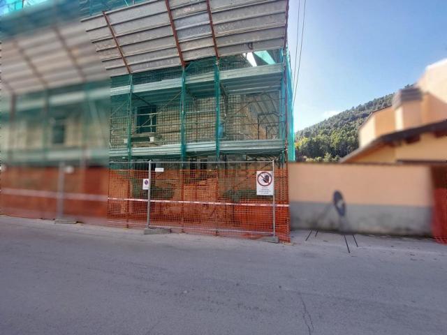 Casa in vendita a Bussi Sul Tirino, Abruzzo