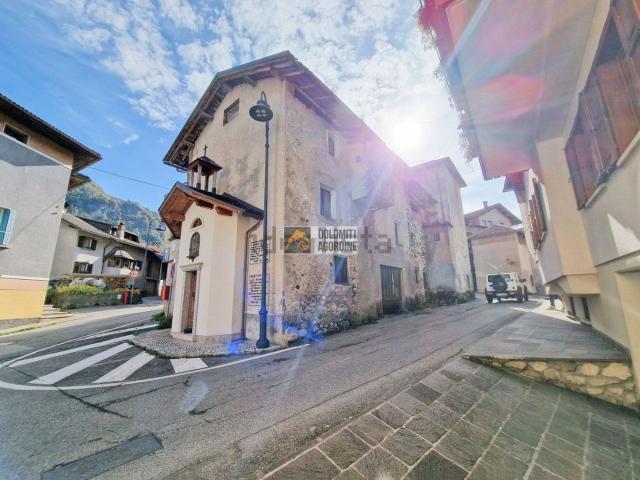 Casa in vendita a Taibon Agordino, Veneto