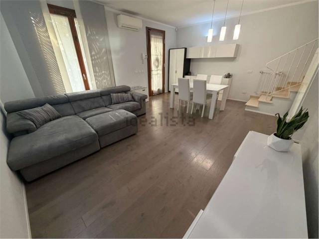 Casa in vendita a Ravenna, Reggio Emilia