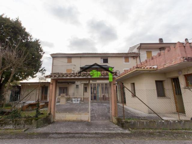 Casa in vendita a Rivignano Teor / Rivignan Teôr, Rivignano