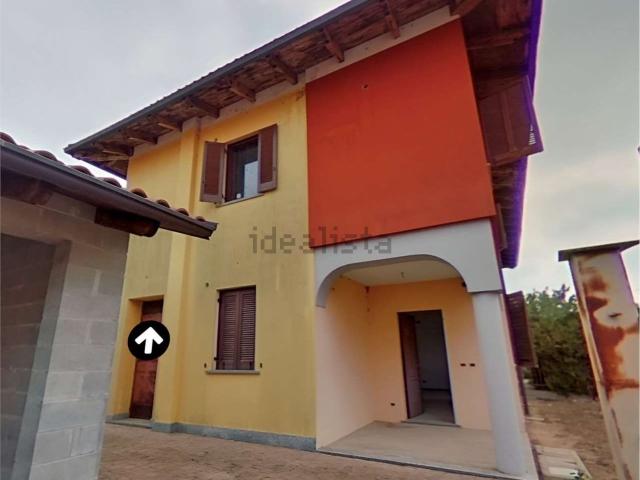 Casa in vendita a Stroppiana, Vercelli