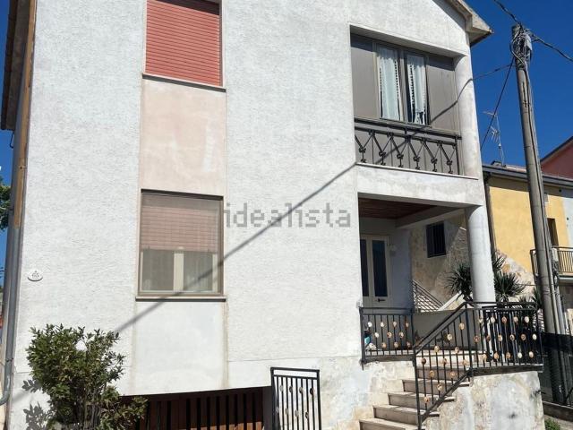 Casa in vendita a Borgata Fattore, Santa Maria Imbaro