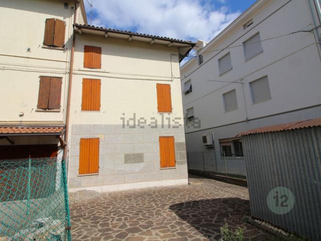 Casa in vendita a Pianura Reggiana, Re