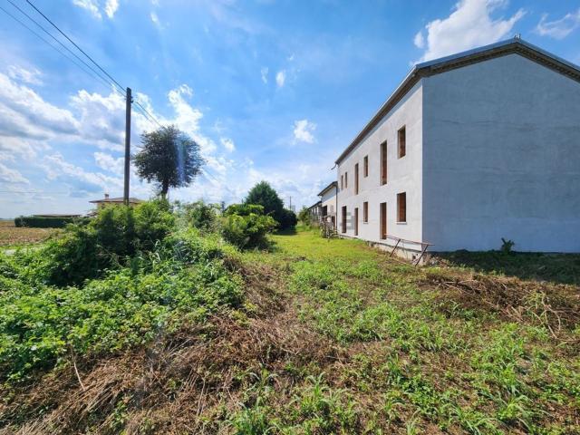 Casa in vendita a Pontelongo, Veneto