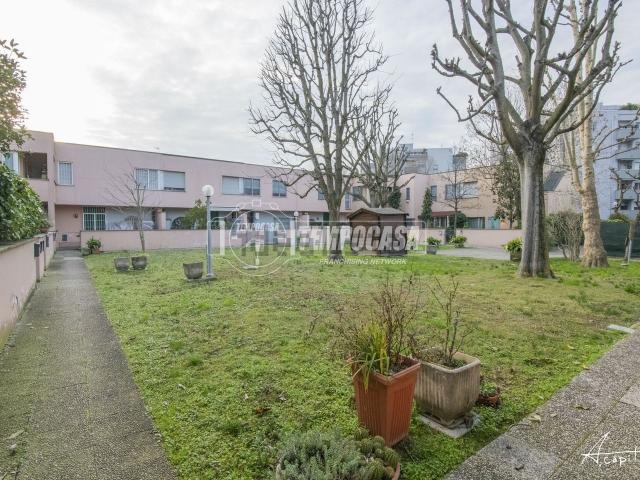 Casa in vendita a Crocetta-San Lazzaro-Modena Est, Modena