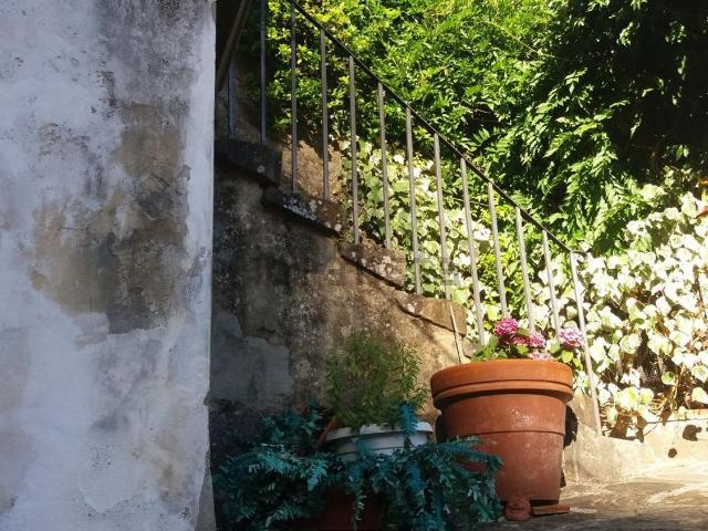 Casa in vendita a Uzzano E Castello, Pistoia