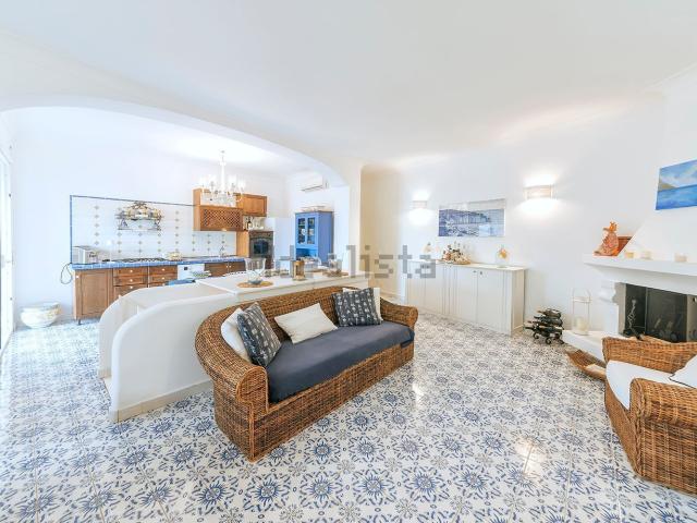Casa in vendita a Piripissa, Ischia