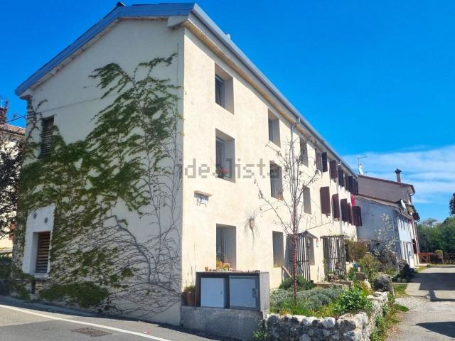 Casa in vendita a Crespano Del Grappa, Veneto
