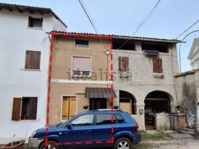 Casa in vendita a Schio, Veneto