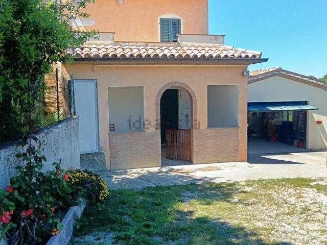 Casa in vendita a Sassocorvaro Auditore, Marche
