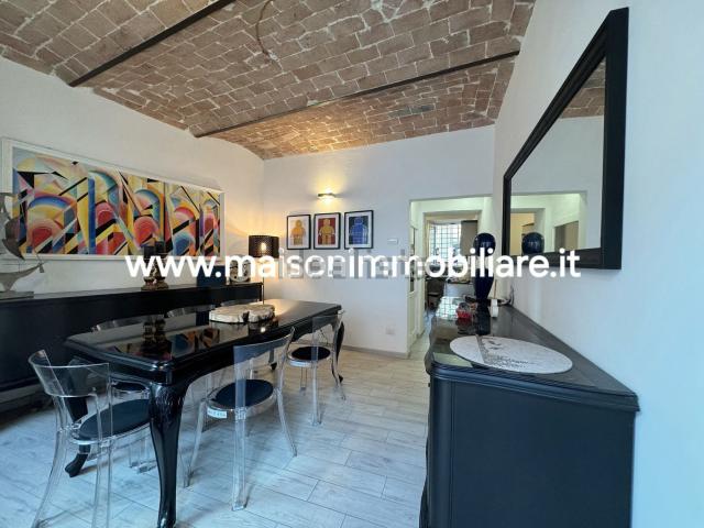 Casa in vendita a Prato, Toscana