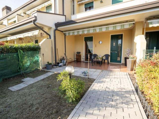 Casa in vendita a Legnaro, Padova