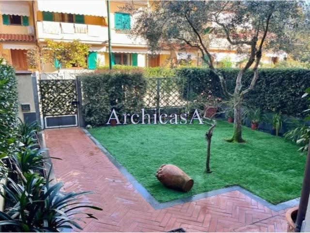Casa in vendita a Vittoria Apuana, Forte Dei Marmi